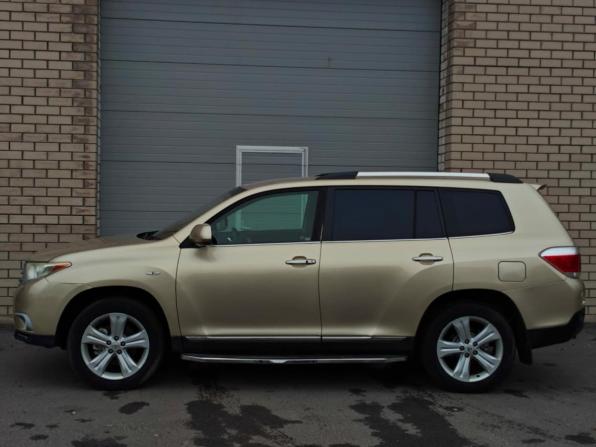 Toyota Highlander II (XU40) Рестайлинг с пробегом 2011 года, цена 1 689 000 рублей, 140000 км, внедорожник, Автокод Объявления
