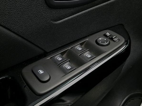 Renault Kaptur I Рестайлинг с пробегом 2021 года, цена 1 839 000 рублей, 66184 км, внедорожник, Автокод Объявления