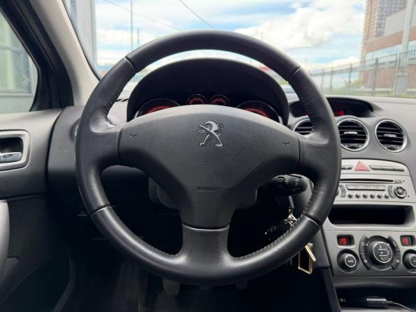 Peugeot 408 I с пробегом 2013 года, цена 600 000 рублей, 78286 км, седан, Автокод Объявления