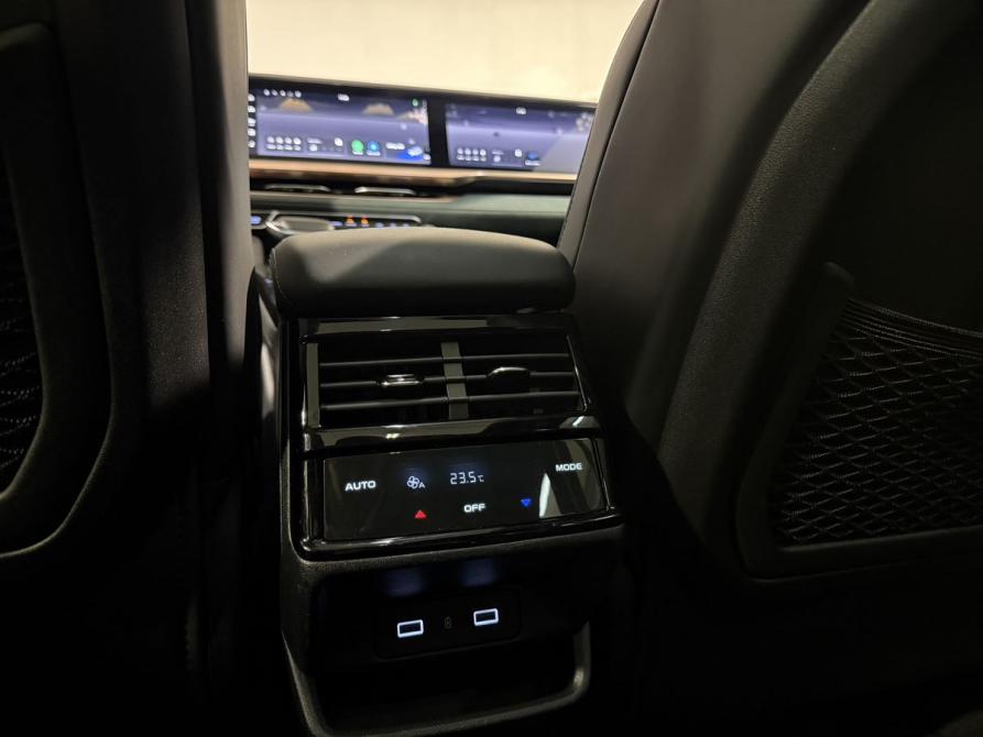 Geely Monjaro I Химки  - изображение 18