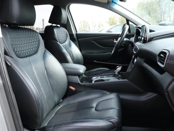 Hyundai Santa Fe IV с пробегом 2018 года, цена 3 040 000 рублей, 88828 км, внедорожник, Автокод Объявления