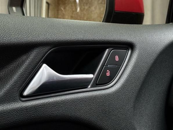 Audi A3 III (8V) с пробегом 2013 года, цена 1 899 000 рублей, 154944 км, хэтчбек, Автокод Объявления