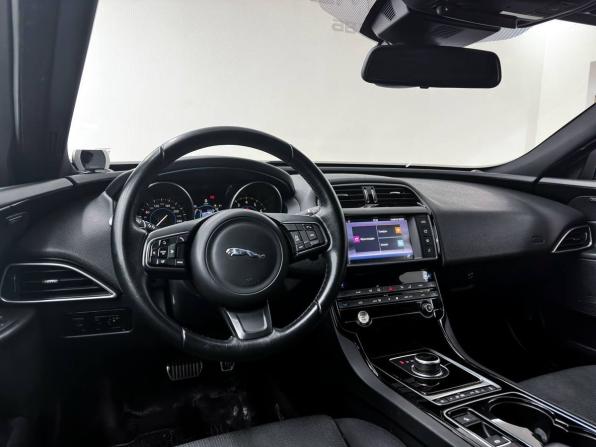 Jaguar XE I с пробегом 2016 года, цена 2 300 000 рублей, 109145 км, седан, Автокод Объявления