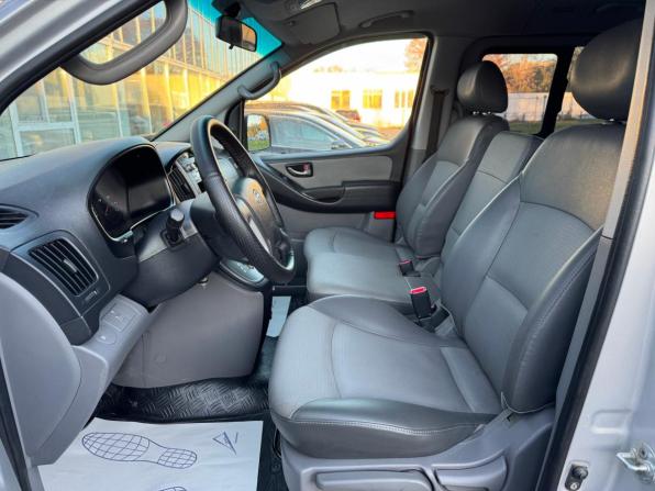 Hyundai Grand Starex I с пробегом 2010 года, цена 1 290 000 рублей, 193222 км, минивэн, Автокод Объявления