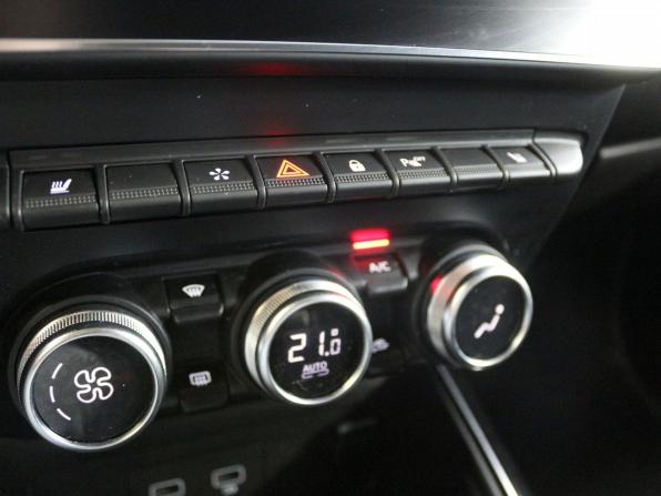 Renault Arkana I с пробегом 2020 года, цена 1 650 000 рублей, 125153 км, внедорожник, Автокод Объявления