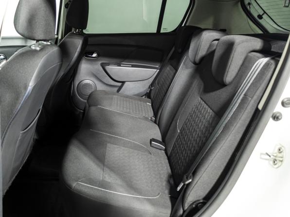 Renault Sandero II с пробегом 2017 года, цена 1 049 700 рублей, 113121 км, хэтчбек, Автокод Объявления
