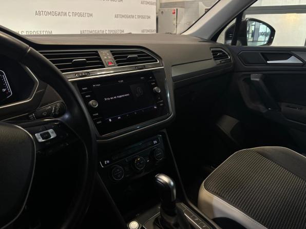 Volkswagen Tiguan II с пробегом 2019 года, цена 2 399 000 рублей, 150000 км, внедорожник, Автокод Объявления