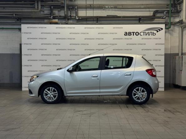 Renault Sandero II с пробегом 2018 года, цена 1 019 000 рублей, 55836 км, хэтчбек, Автокод Объявления
