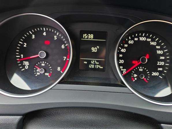 Volkswagen Jetta VI с пробегом 2015 года, цена 999 000 рублей, 125000 км, седан, Автокод Объявления