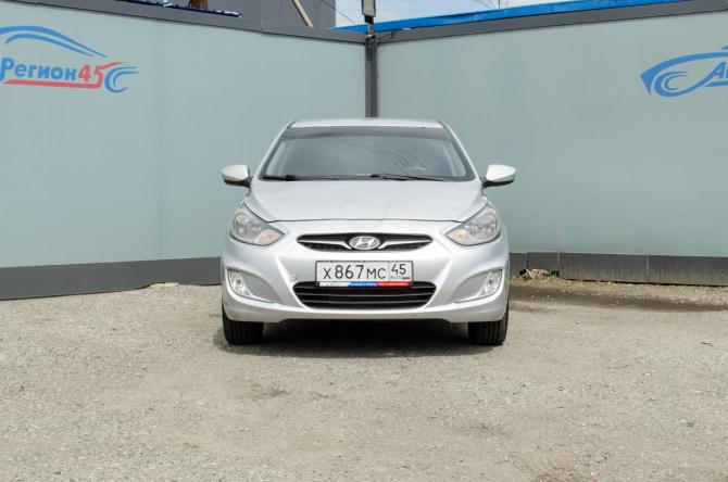 Hyundai Solaris I с пробегом 2012 года, цена 599 000 рублей, 270000 км, хэтчбек, Автокод Объявления
