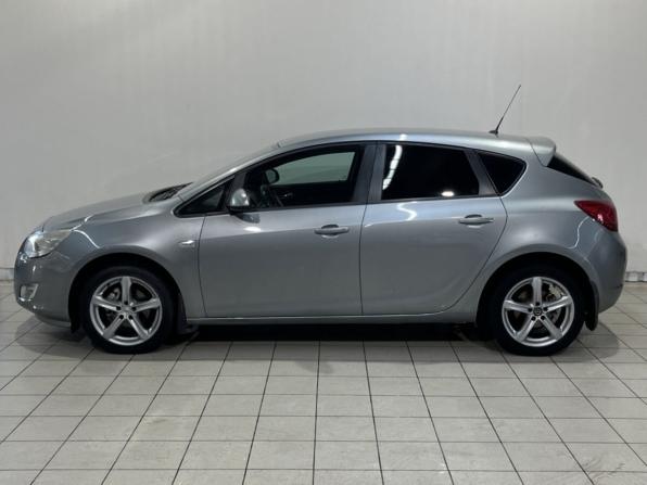 Opel Astra J с пробегом 2010 года, цена 570 100 рублей, 179139 км, хэтчбек, Автокод Объявления