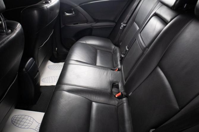 Toyota Avensis III Рестайлинг с пробегом 2011 года, цена 1 429 000 рублей, 220500 км, седан, Автокод Объявления