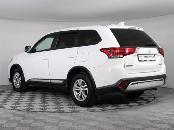 Mitsubishi Outlander III Рестайлинг 3 с пробегом 2019 года, цена 2 249 000 рублей, 123890 км, внедорожник, Автокод Объявления