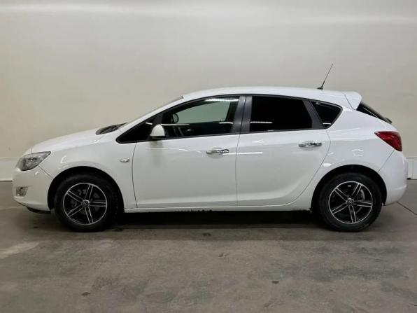 Opel Astra J с пробегом 2012 года, цена 599 000 рублей, 157000 км, хэтчбек, Автокод Объявления