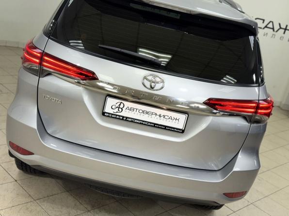 Toyota Fortuner II Рестайлинг с пробегом 2022 года, цена 4 950 000 рублей, 738 км, внедорожник, Автокод Объявления