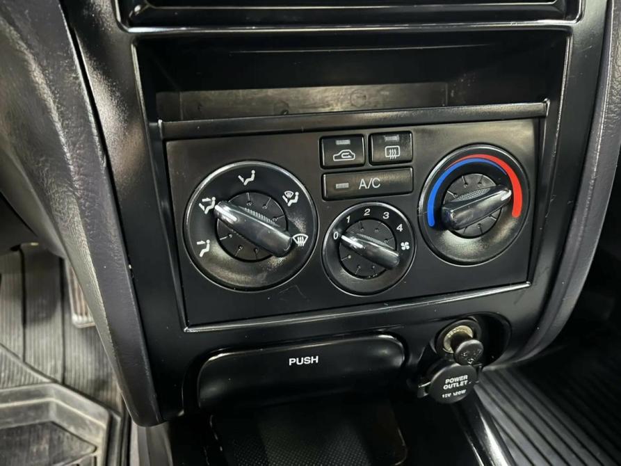 Hyundai Elantra III (XD2) Рестайлинг Набережные Челны  - изображение 12