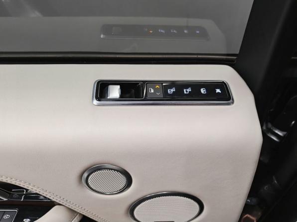 Land Rover Range Rover IV Рестайлинг с пробегом 2019 года, цена 7 450 000 рублей, 94224 км, внедорожник, Автокод Объявления