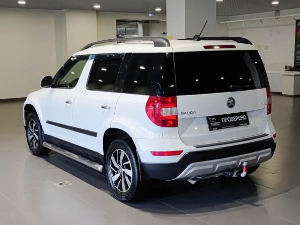Skoda Yeti I Рестайлинг с пробегом 2017 года, цена 1 420 000 рублей, 146821 км, внедорожник, Автокод Объявления