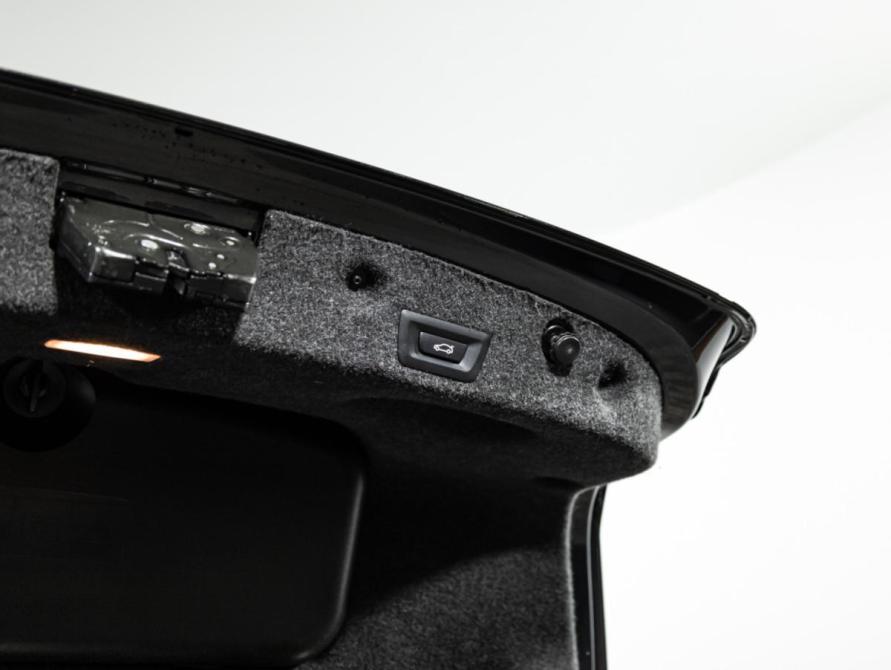 BMW 5 серии VI (F10/F11/F07) Рестайлинг Санкт-Петербург  - изображение 23