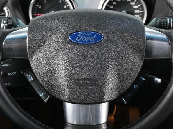 Ford Focus II Рестайлинг с пробегом 2008 года, цена 715 000 рублей, 204429 км, хэтчбек, Автокод Объявления