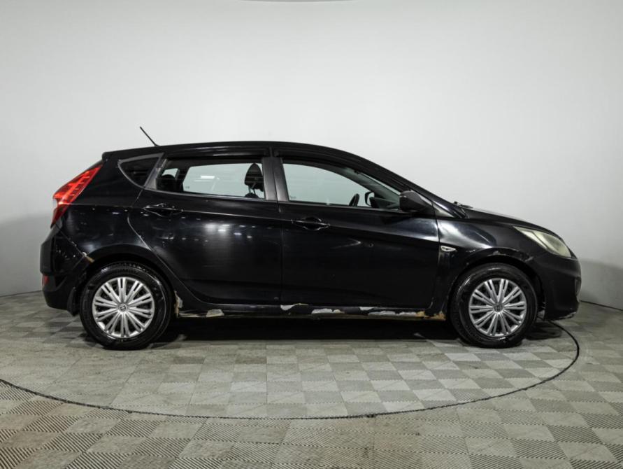 Hyundai Solaris I Санкт-Петербург  - изображение 4
