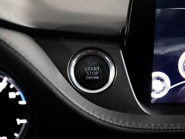 Mazda 6 III (GJ) Рестайлинг 2 с пробегом 2021 года, цена 3 028 500 рублей, 36557 км, седан, Автокод Объявления