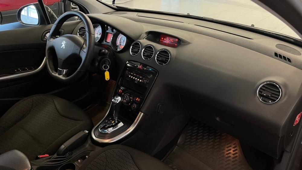 Peugeot 308 I Рестайлинг Санкт-Петербург  - изображение 7