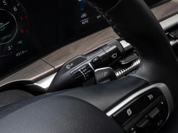 Kia K5 III с пробегом 2024 года, цена 3 780 000 рублей, 4914 км, седан, Автокод Объявления