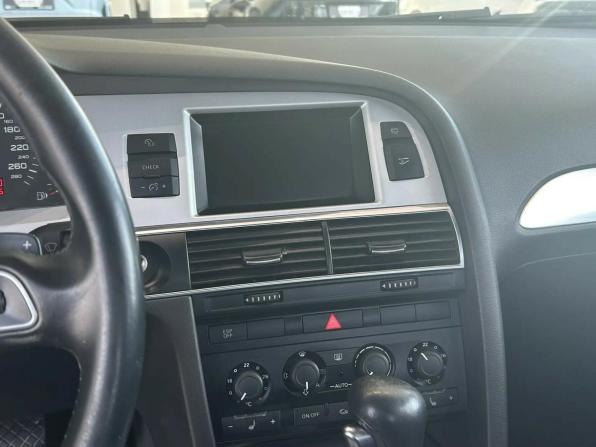 Audi A6 III (C6) Рестайлинг с пробегом 2009 года, цена 895 000 рублей, 251376 км, седан, Автокод Объявления