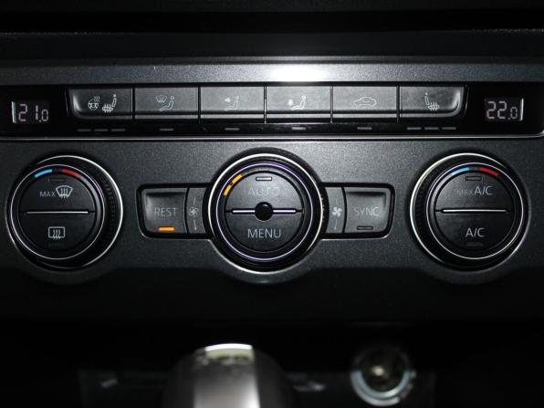 Volkswagen Tiguan II с пробегом 2017 года, цена 1 549 900 рублей, 269896 км, внедорожник, Автокод Объявления