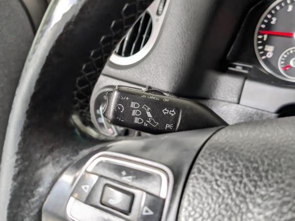 Volkswagen Tiguan I с пробегом 2011 года, цена 949 900 рублей, 245000 км, внедорожник, Автокод Объявления