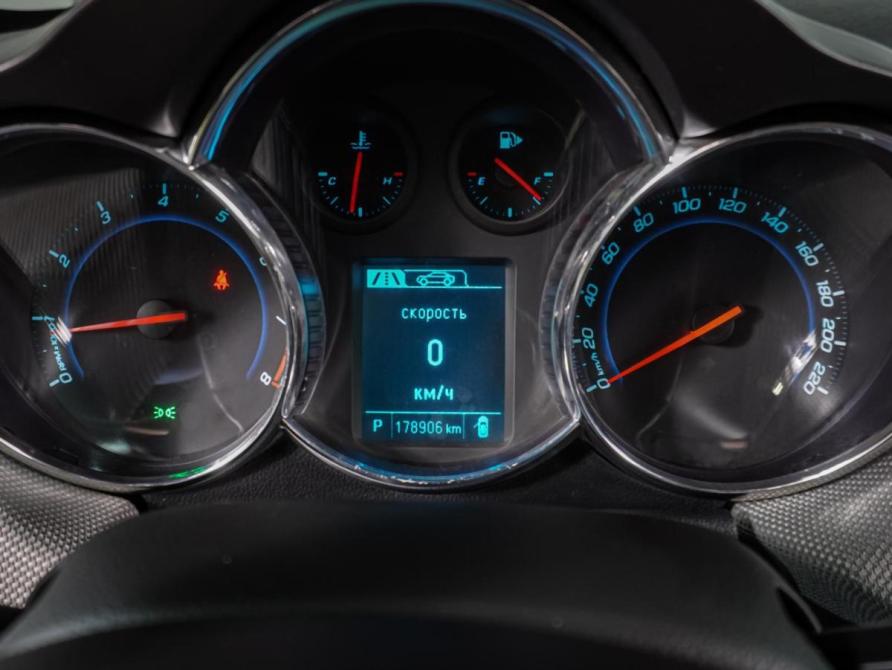 Chevrolet Cruze I Рестайлинг Воронеж  - изображение 19