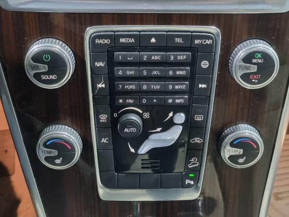 Volvo XC60 I Рестайлинг с пробегом 2014 года, цена 1 799 000 рублей, 199920 км, внедорожник, Автокод Объявления