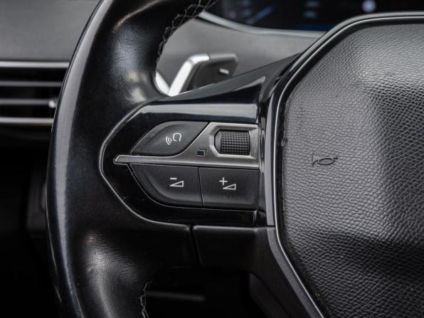 Peugeot 5008 II с пробегом 2019 года, цена 1 680 000 рублей, 107635 км, внедорожник, Автокод Объявления