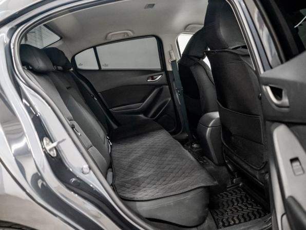 Mazda Axela III с пробегом 2015 года, цена 1 295 000 рублей, 118821 км, седан, Автокод Объявления