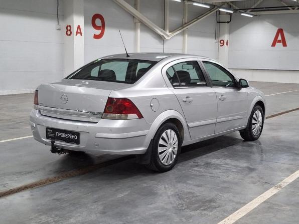 Opel Astra H Рестайлинг с пробегом 2012 года, цена 589 000 рублей, 213035 км, седан, Автокод Объявления