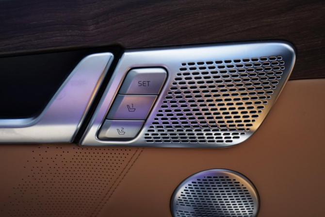 Kia Mohave I Рестайлинг 2 с пробегом 2020 года, цена 4 590 000 рублей, 114000 км, внедорожник, Автокод Объявления