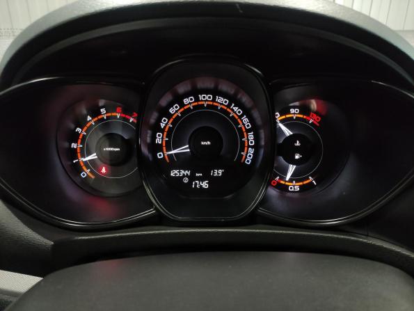 Lada (ВАЗ) Vesta I с пробегом 2017 года, цена 790 000 рублей, 125343 км, седан, Автокод Объявления