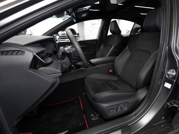 Toyota Camry IX (XV80) China Market с пробегом 2026 года, цена 4 400 000 рублей, 11 км, седан, Автокод Объявления