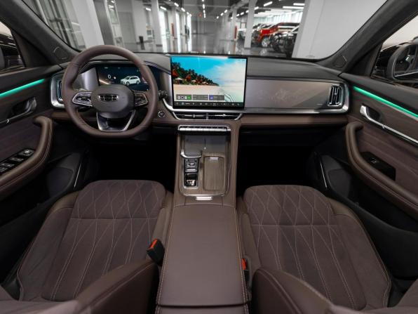 Geely Monjaro I Рестайлинг с пробегом 2026 года, цена 4 350 000 рублей, 50 км, внедорожник, Автокод Объявления