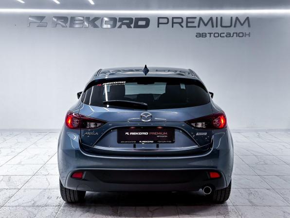 Mazda Axela III с пробегом 2016 года, цена 1 050 000 рублей, 208392 км, хэтчбек, Автокод Объявления