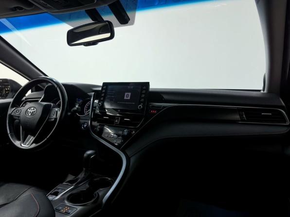 Toyota Camry VIII (XV70) Рестайлинг с пробегом 2021 года, цена 2 699 000 рублей, 150000 км, седан, Автокод Объявления