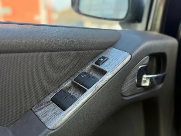 Nissan Pathfinder III с пробегом 2008 года, цена 1 085 000 рублей, 299907 км, внедорожник, Автокод Объявления
