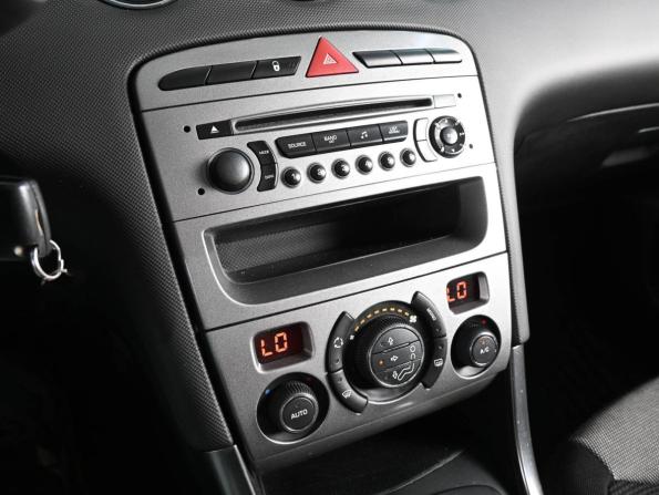 Peugeot 308 I с пробегом 2010 года, цена 539 000 рублей, 216673 км, хэтчбек, Автокод Объявления