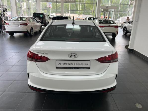 Hyundai Solaris II Рестайлинг с пробегом 2021 года, цена 1 598 000 рублей, 71472 км, седан, Автокод Объявления