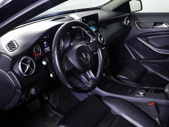 Mercedes-Benz GLA I (X156) с пробегом 2015 года, цена 1 850 000 рублей, 214016 км, внедорожник, Автокод Объявления