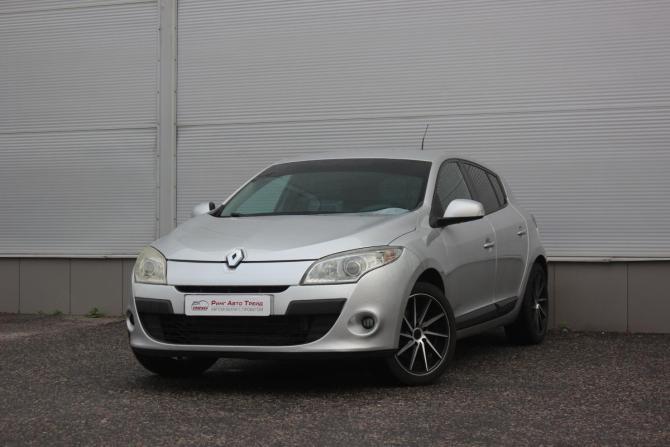 Renault Megane III с пробегом 2010 года, цена 527 000 рублей, 352246 км, хэтчбек, Автокод Объявления