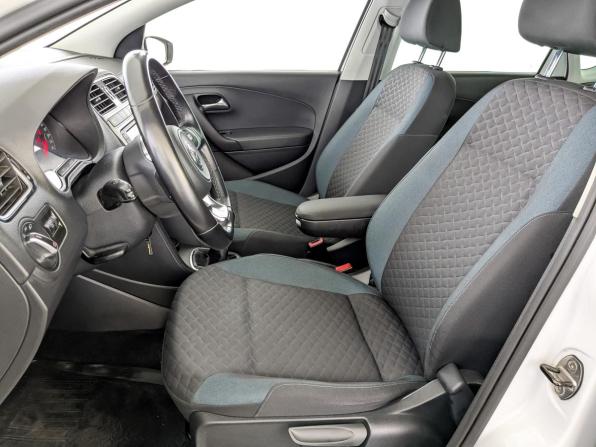 Volkswagen Polo V Рестайлинг с пробегом 2019 года, цена 1 200 000 рублей, 83866 км, седан, Автокод Объявления