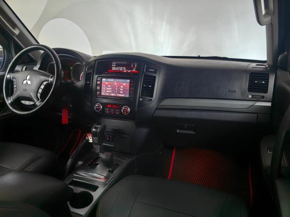 Mitsubishi Pajero IV Рестайлинг 1 с пробегом 2012 года, цена 1 799 000 рублей, 158618 км, внедорожник, Автокод Объявления