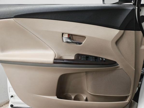 Toyota Venza I с пробегом 2010 года, цена 1 500 000 рублей, 115690 км, внедорожник, Автокод Объявления